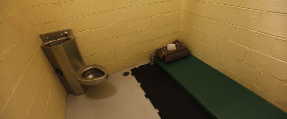 https://s-i.huffpost.com/gen/264790/thumbs/r-AFGHANISTAN-SECRET-PRISONS-large570.jpg