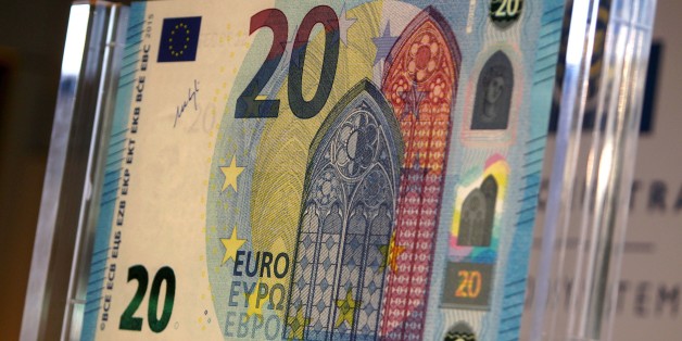 The new 20 EURO note is presented by the President of the European Central Bank, ECB in Frankfurt am Main, central Germany, on February 24, 2015. AFP PHOTO / DANIEL ROLAND (Photo credit should read DANIEL ROLAND/AFP/Getty Images)