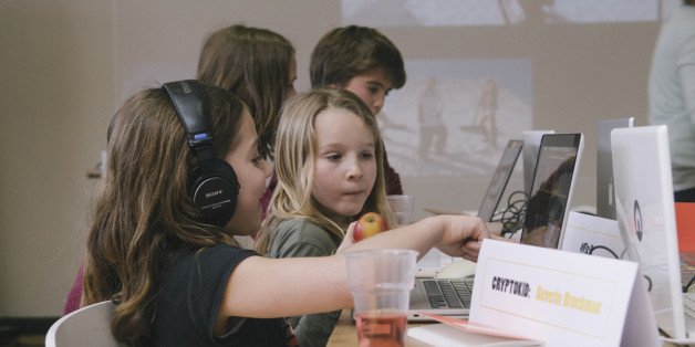 The first Cryptokids event at the Waag, learning kids about security, hacking computers, safety, encryption... in a fun way.