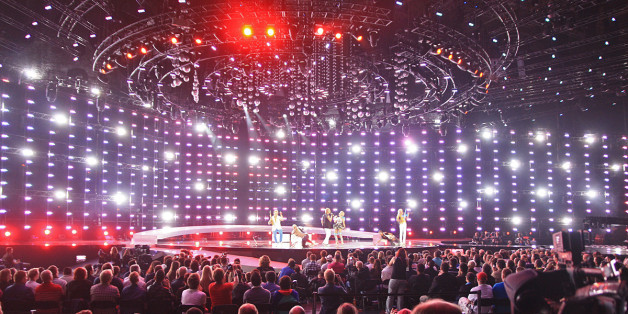 Scenen under Eurovision song contest i Telenor arena i Oslo 2010.