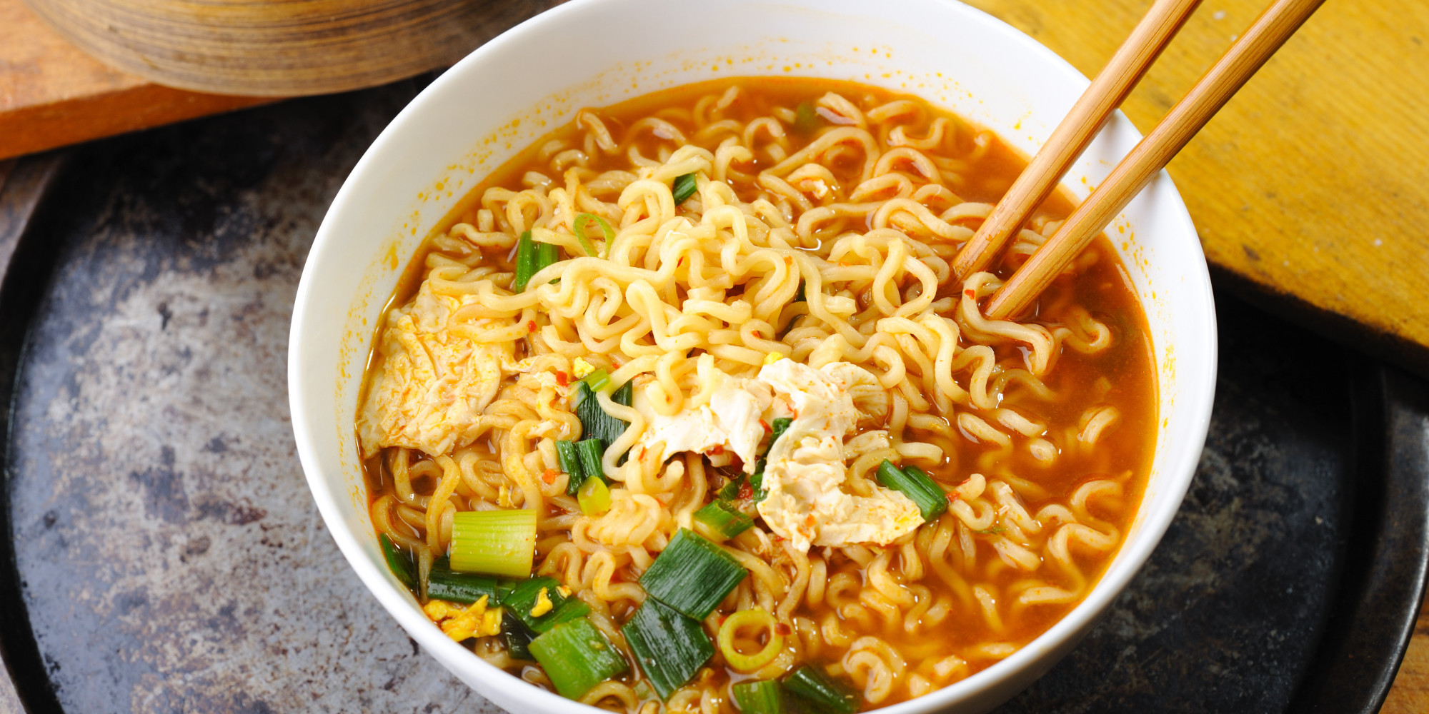 chicken-ramen-noodle-with-a-flavorful-stir-fry-sauce-takes-only-20