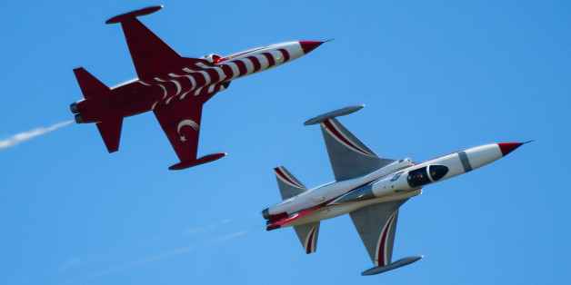 Turkish Air Force aerobatic team, operating NF-5s at ILA2012.