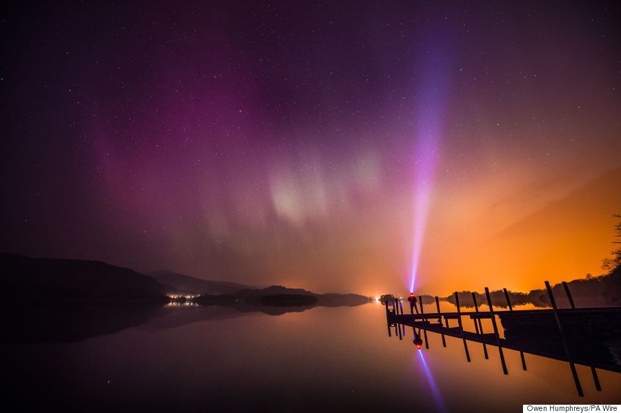 Northern Lights Pictures Flood Twitter As North England Treated To ...