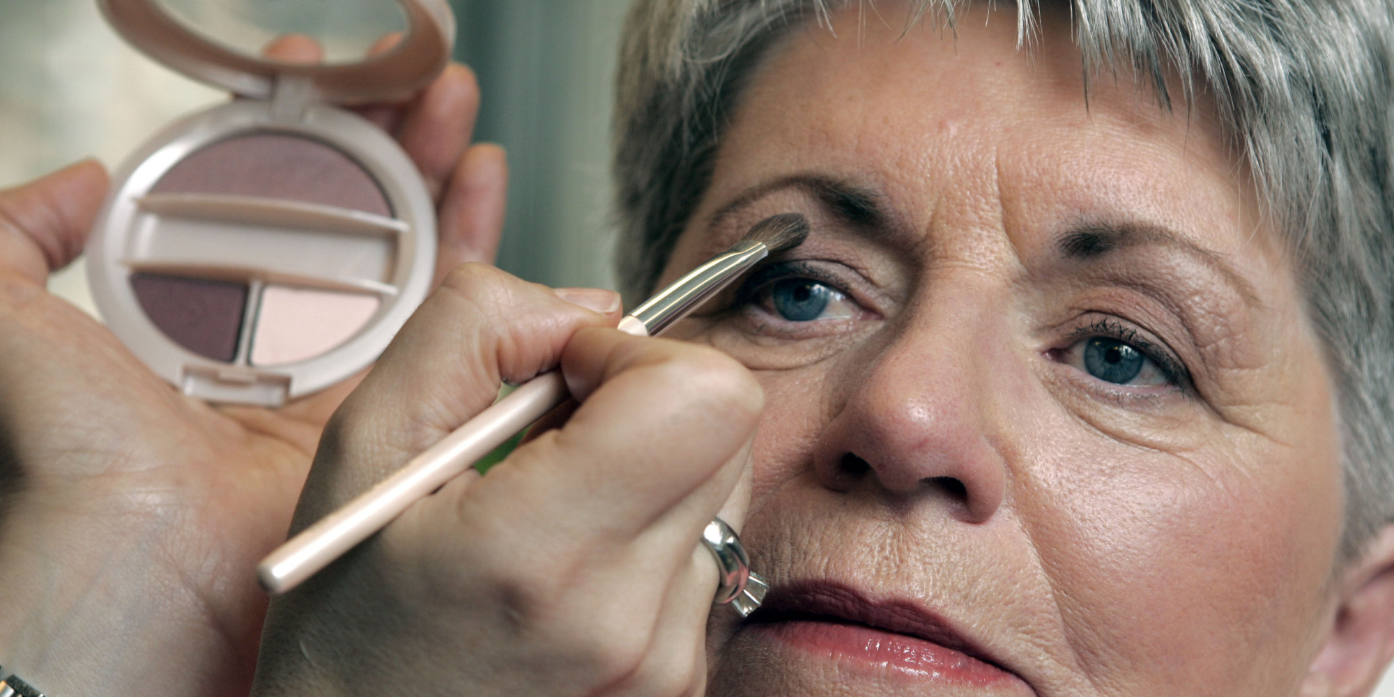 12 Free Makeup Tips Videos For Older Women | HuffPost