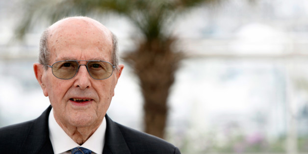 99-year-old Portuguese director Manuel de Oliveira poses during the Hommage Manoel de Oliveira photo call during the 61st International film festival in Cannes, southern France, on Monday, May 19, 2008. (AP Photo/Matt Sayles)