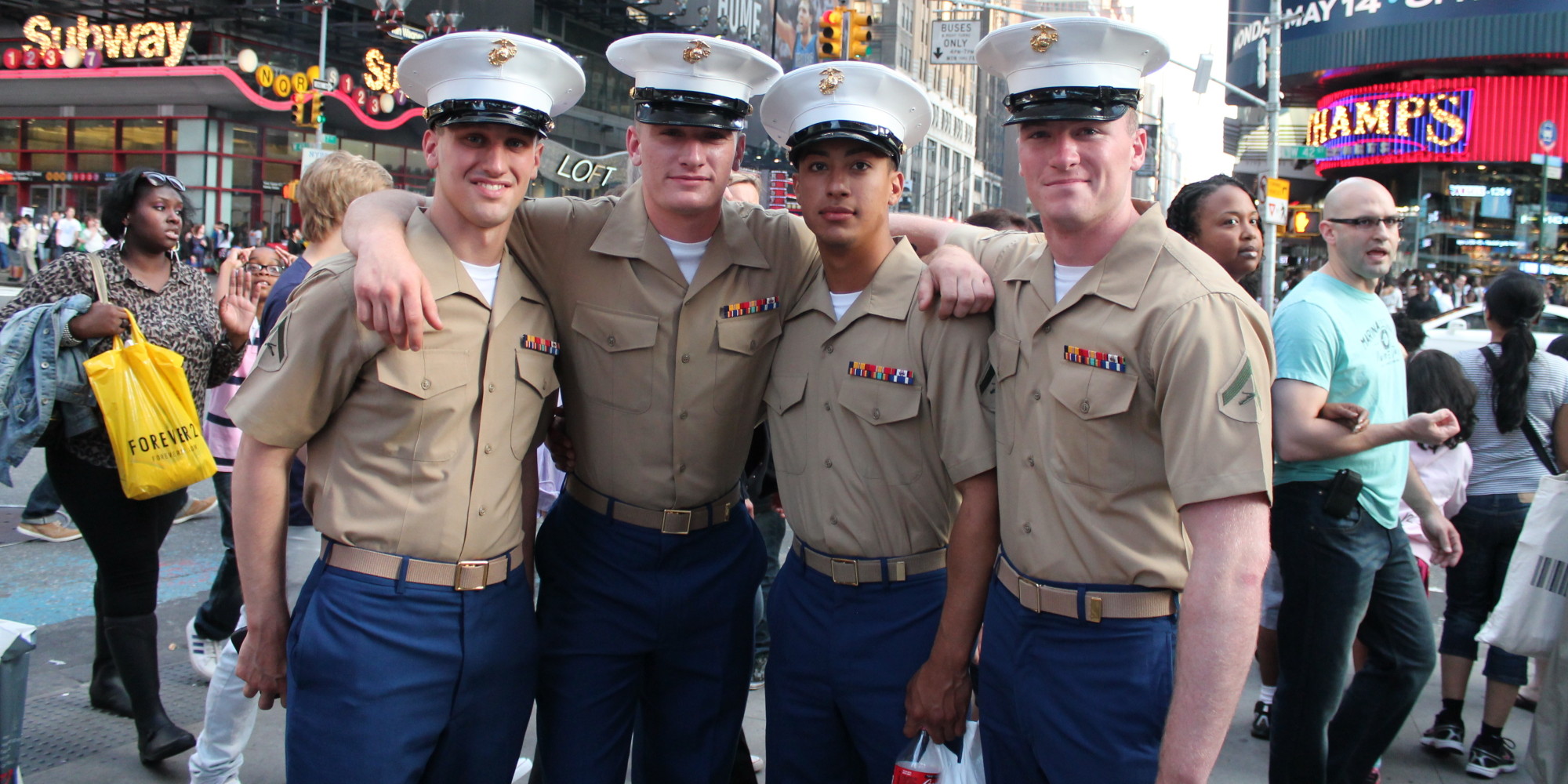 For Single Girls, NYC Fleet Week And Its Influx Of Sailors Is Like 'Christmas In May' | HuffPost