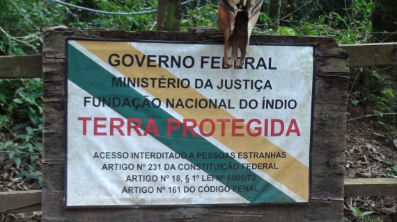 entrada da aldeia tekoa
