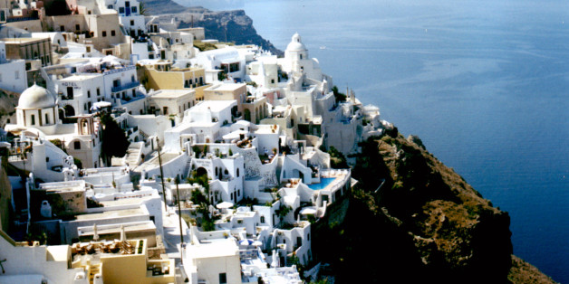 Un tipico panorama di Santorini (grazie per le 10.000 visite al photostream) - A typical landscape of Santorini (Thanks for the 10,000 visits)