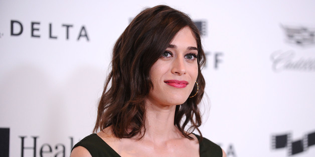 Lizzy Caplan Drank A Lot Of Grey Goose To Get Through Her First Nude Scene Huffpost