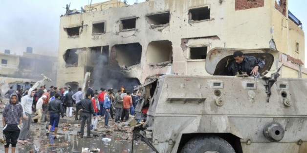Un bâtiment de la police visé par un attendat le 12 avril 2015 à El-Arish dans le Sinai