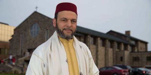 Un imam d'origine marocaine récolte des fonds pour une église