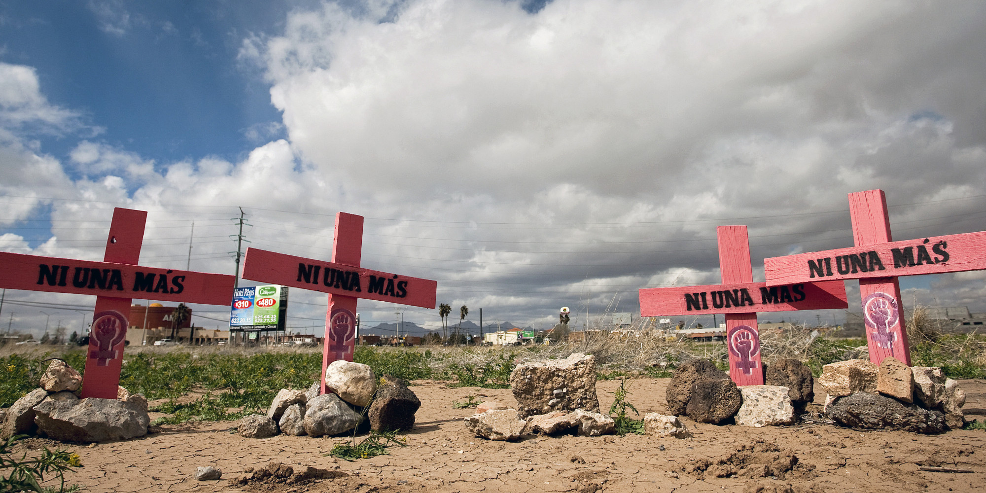 Llanos de la Barbarie Feminicidios en la guerra por Ciudad Juárez