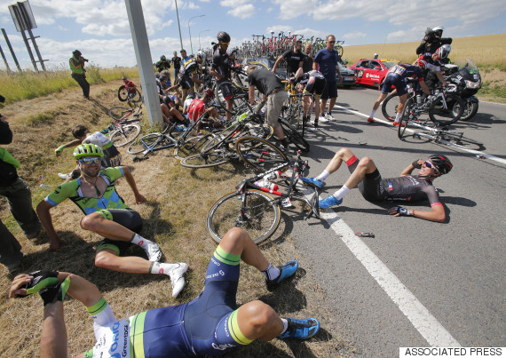 tour de france crash