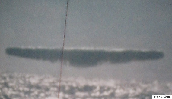 Bizarre 'Airship' UFO Pictures Caught By US Navy Submarine In The 1970s ...