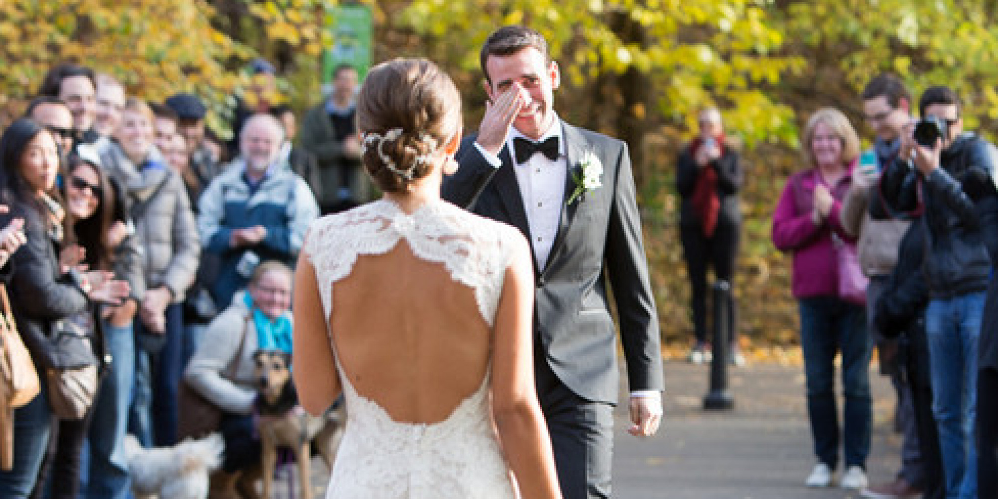 Grooms Seeing Their Sweethearts For The First Time Will Melt Your Grooms Seeing Their Sweethearts For The First Time Will Melt Your Heart Huffpost