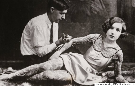 Tattoos For Women Amazing Vintage Photos In 100 Years Of Tattoos Book Huffpost Uk 2909