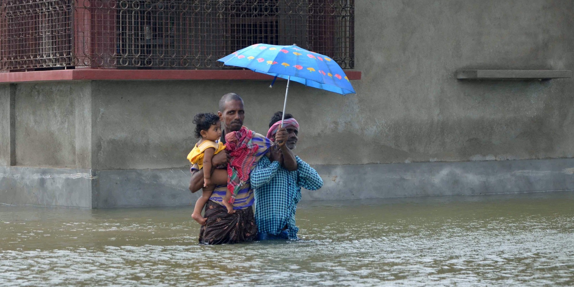 Погода в индии. Какая погода в Индии. Индия погода сегодня. Flood Kolkata.