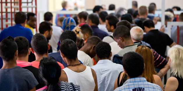 Im vergangenen Jahr kamen 470.000 Zuwanderer nach Deutschland - aber es müssten mehr sein