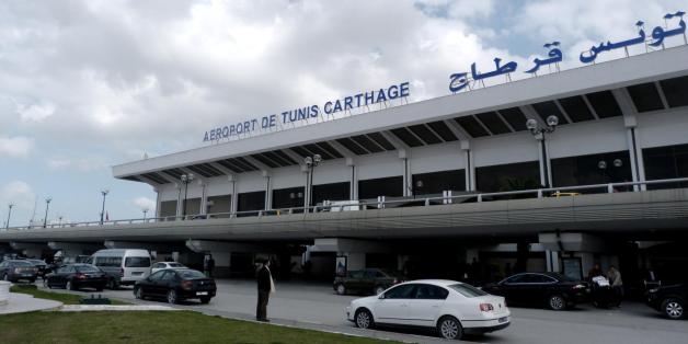 Une Britannique passe avec son arme à l'aéroport de Tunis? Le ministère du Transport enquête