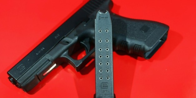 Etats-Unis: un enfant de 3 ans a été tué par le tir d'un garçon de 11 ans qui jouait avec le pistolet de son père