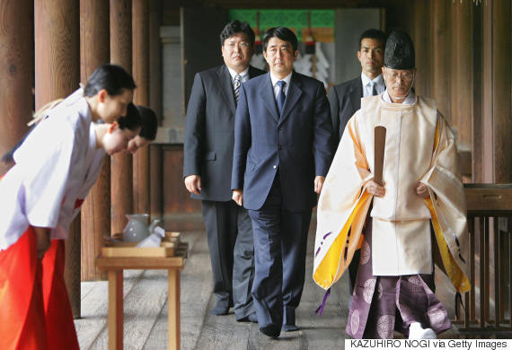 shinzo abe yasukuni shrine