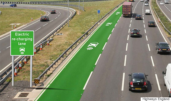 イギリスにEV車用の非接触充電レーン 走行しながらバッテリー回復できる