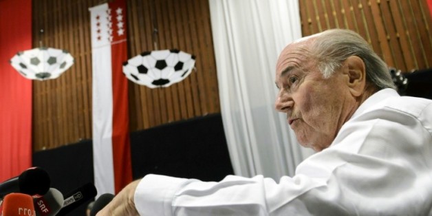 Le président démissionnaire de la Fifa Joseph Blatter en conférence de presse en marge du tournoi qui porte son nom, le 22 août 2015 à Ulrichen en Suisse