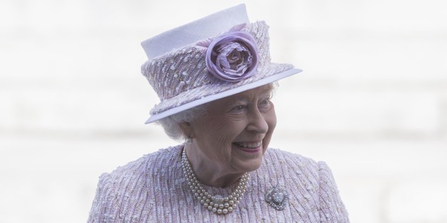 INFOGRAPHIE. Le règne de la reine d'Angleterre en 63 chapeaux