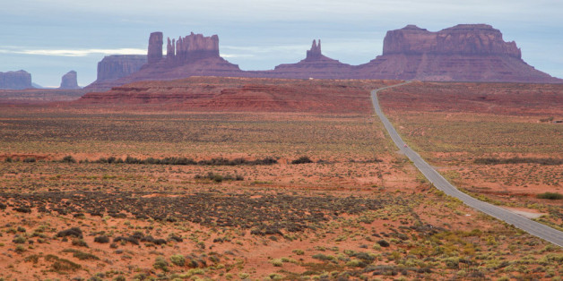 U.S. Highway 163 führt schnurstracks zum Monument Valley