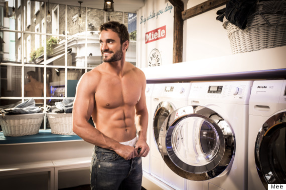 Thom Evans Strips To His Boxers To Recreate Levis Jeans 