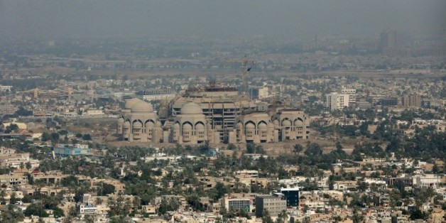 Photographie de la ville de Badad et de la mosquée d'al Rahman, le 9 décembre 2014