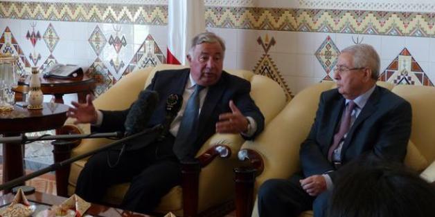 Le président du sénat français Gerard Larcher avec son homologue algérien Abdelkader Bensalah