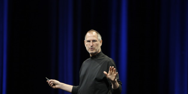 Steve Jobs, preparing to say "boom," starts the show by recapping some MacOS X successes.