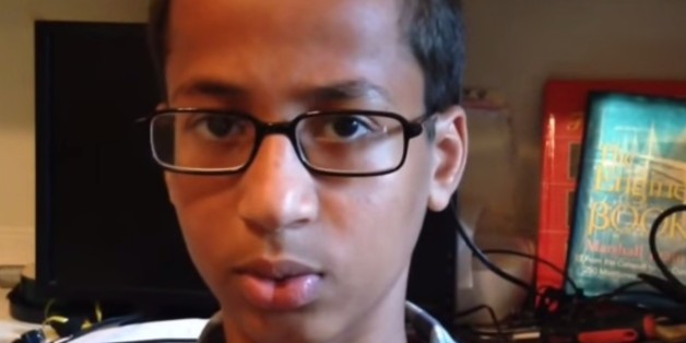 Un adolescent musulman arrêté à tort pour une horloge, Obama l'invite à la Maison Blanche