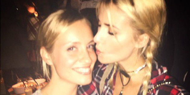Lena Gercke zeigt, dass man auch ohne Dirndl aufs Oktoberfest gehen kann.