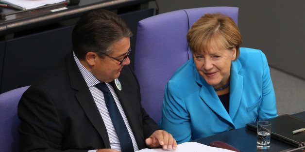 Kanzlerin Merkel macht ein Selfie
