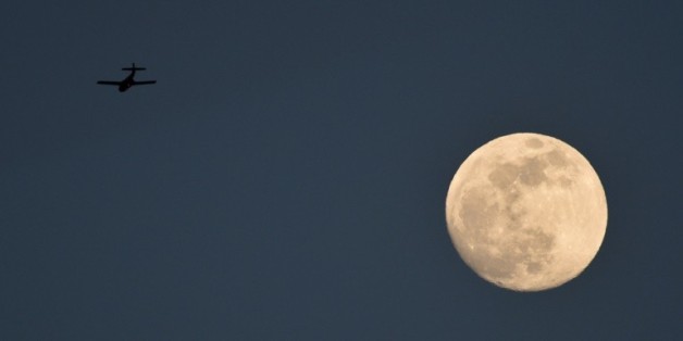 La lune vue depuis Cali le 26 septembre 2015 en Colombie