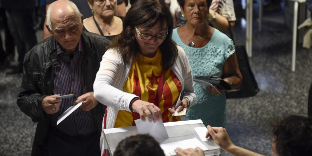 Elections en Catalogne: les indépendantistes remporteraient la majorité absolue