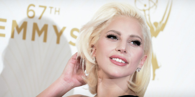 Lady Gaga bei den Emmys 2015