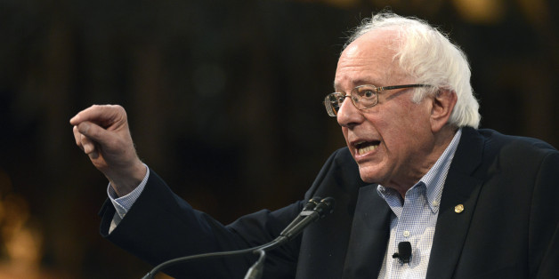 Democratic presidential candidate Sen. Bernie Sanders, I-Vt. speaks at the University of Chicago, Monday, Sept. 28, 2015, in Chicago. (AP Photo/Paul Beaty)