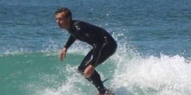 Dieser Surfer hat zum Glück erst hinterher gesehen, was auf diesem Foto aufgenommen wurde