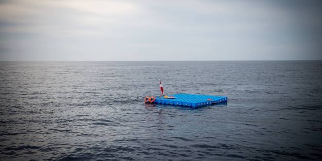 Des plateformes de repos en pleine Méditerranée pour les migrants