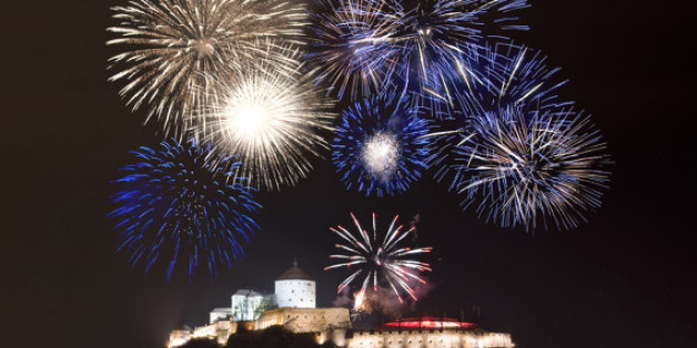 Das Vorsilvester-Feuerwerk über der Festung von Kufstein
