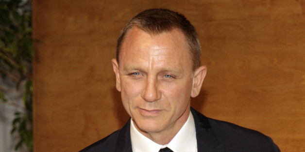 "Haltet euch im echten Leben von Bond fern"