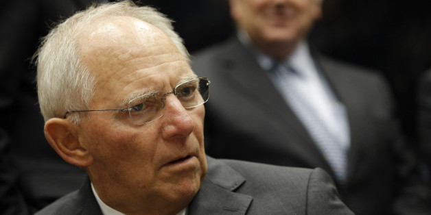 Wolfgang Schäuble will Hartz IV für Flüchtlinge kürzen
