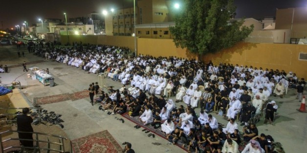 Des fidèles chiites réunis dans une husseiniyat, le 16 octobre 2015 à Qatif