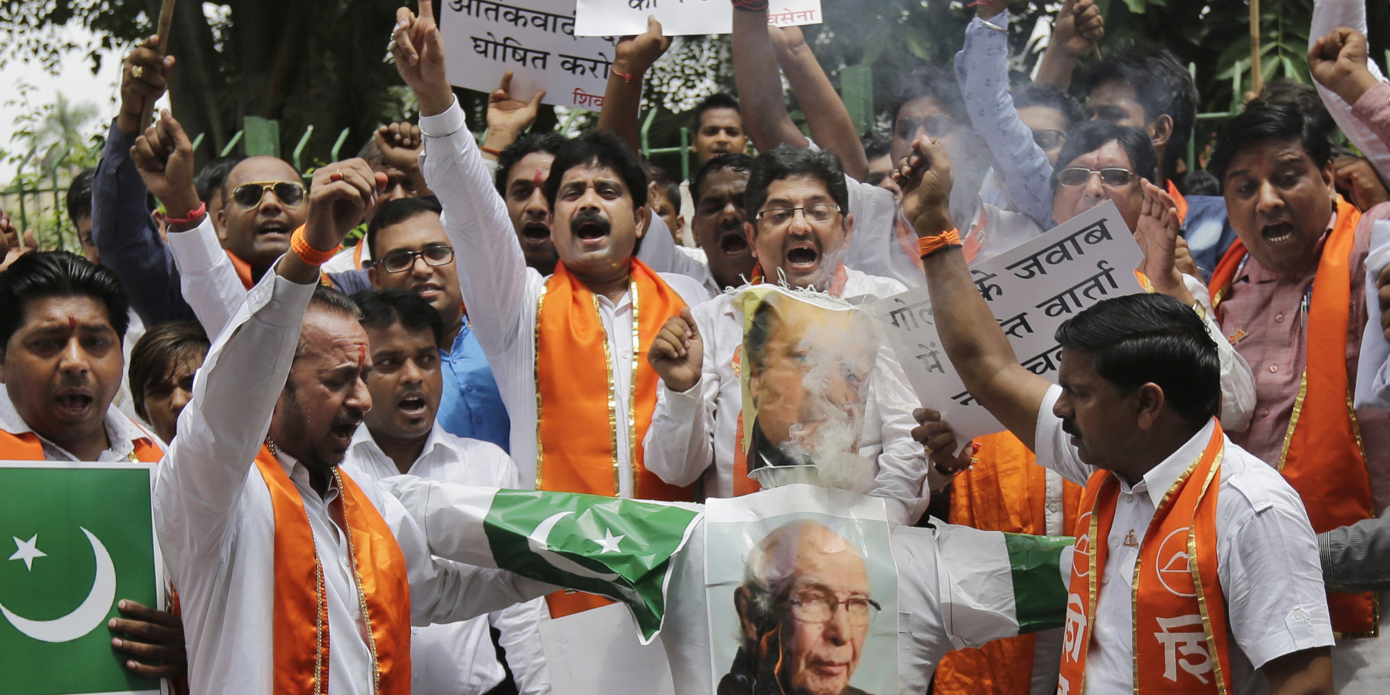 Shiv Sena Workers Protest Against India Playing Cricket With Pakistan ...