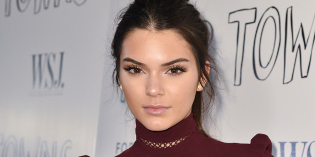 Heute sieht man Kendall Jenner ihre Hautprobleme nicht mehr an.