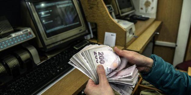 La livre turque revient sur le dollar suite à la victoire d'Erdogan