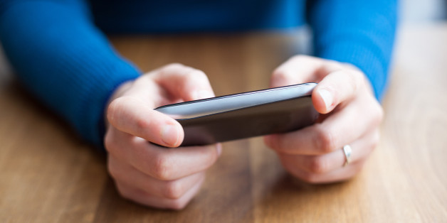 Nombre de SMS envoyés, factures, temps passé au téléphone... Les tendances du marché du mobile au 3ème trimestre 2015